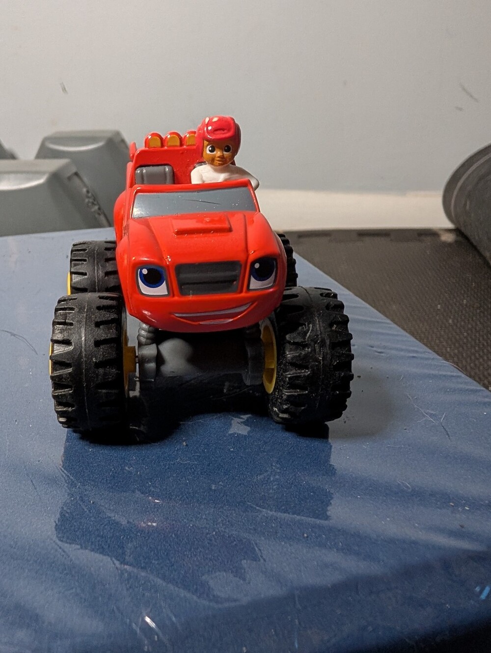 Blaze And AJ Monster Machines Truck